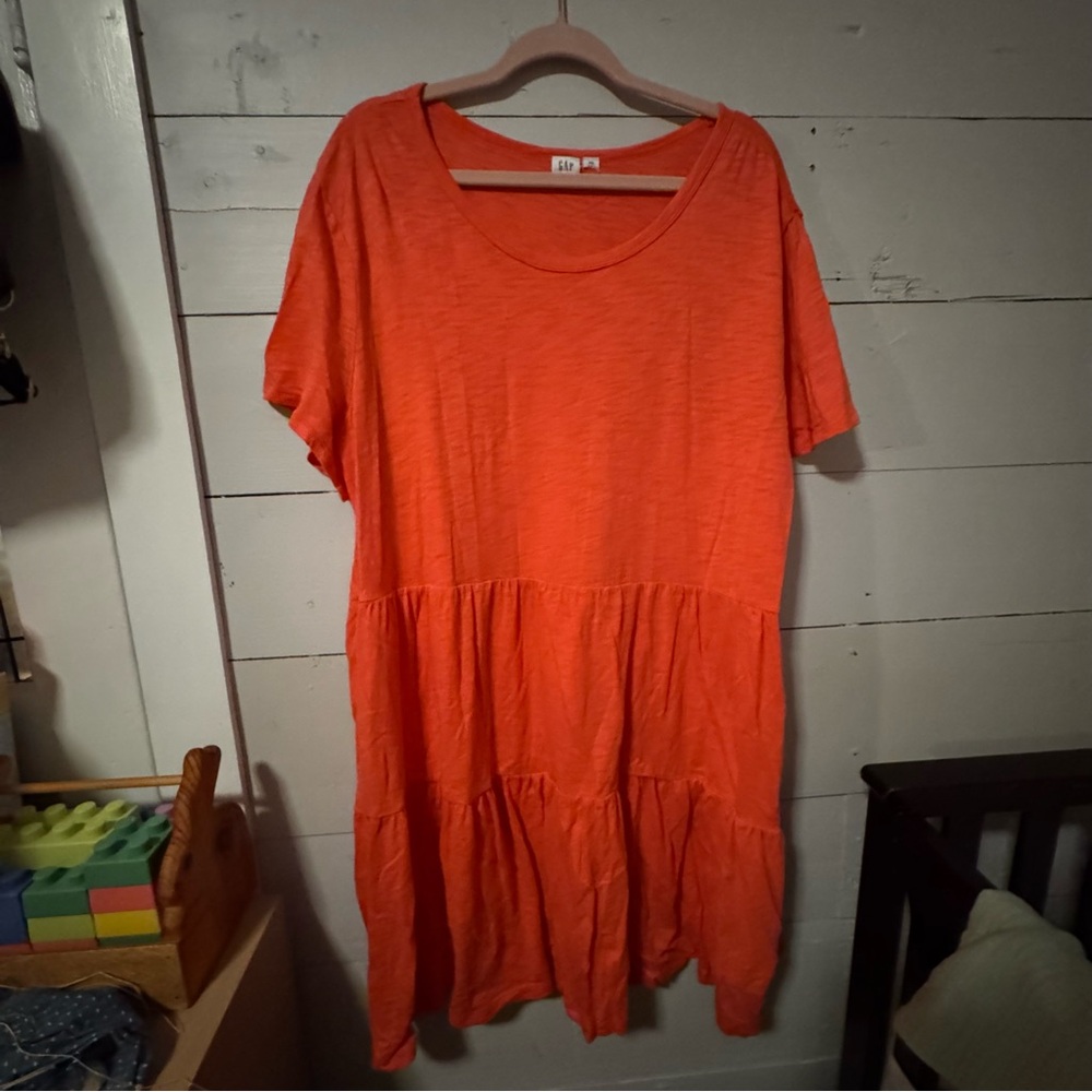 GAP Short Sleeve Tiered Dress